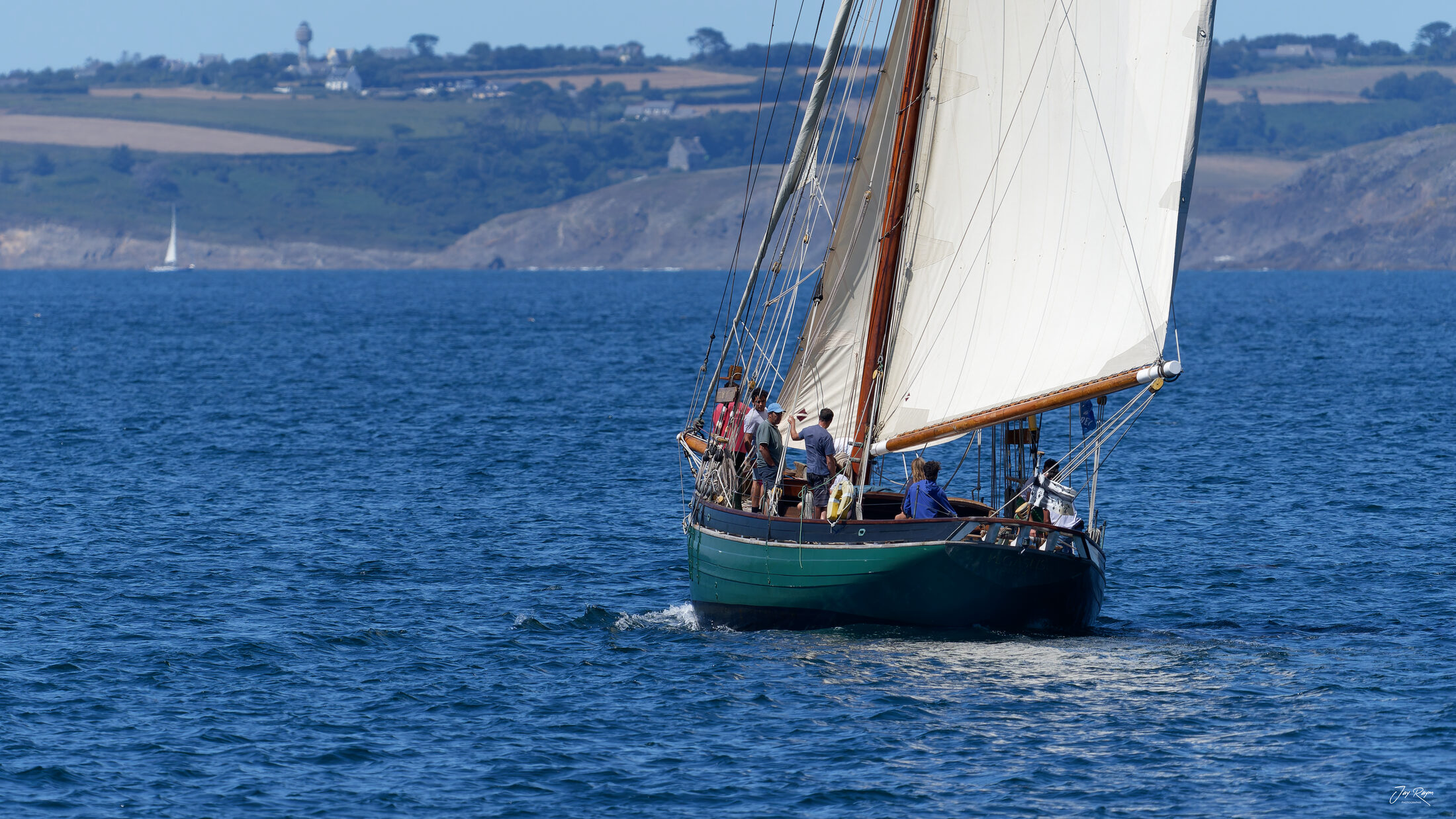 Pegasus sous voiles au départ de Camaret-sur-Mer